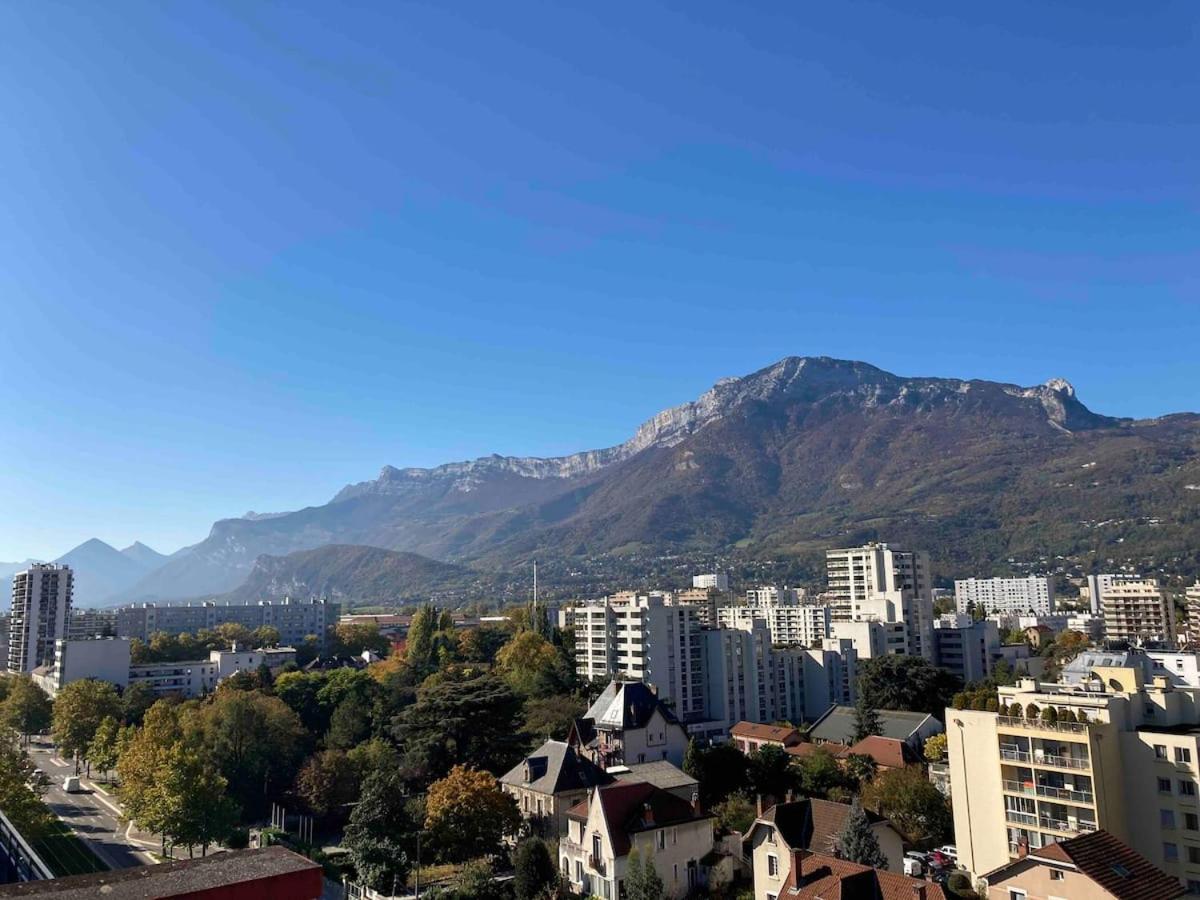 2 Terrasses Vue A 360 Sur Les Montagnes Grenoble Exterior photo