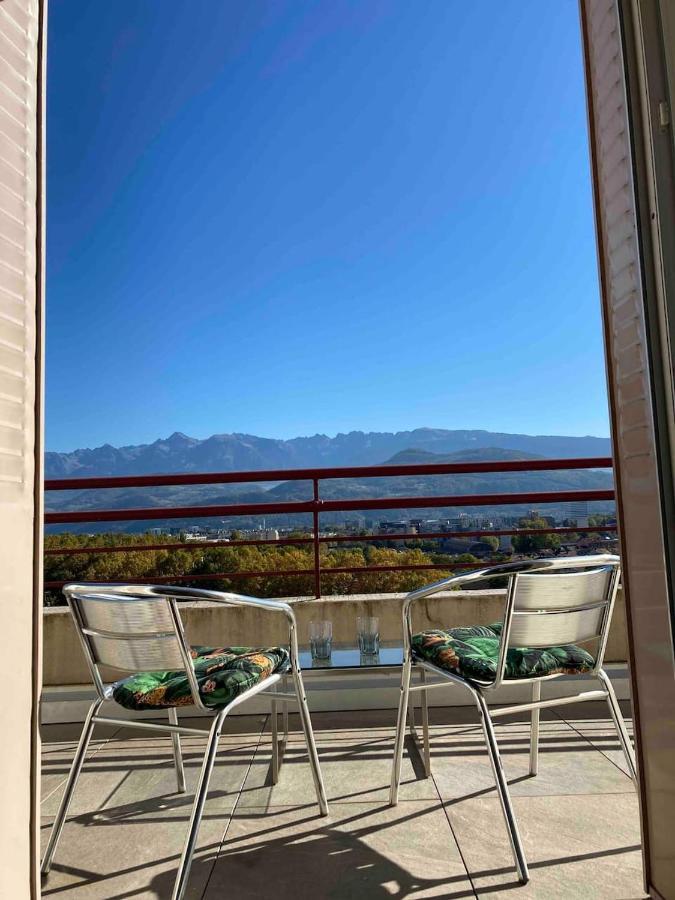 2 Terrasses Vue A 360 Sur Les Montagnes Grenoble Exterior photo